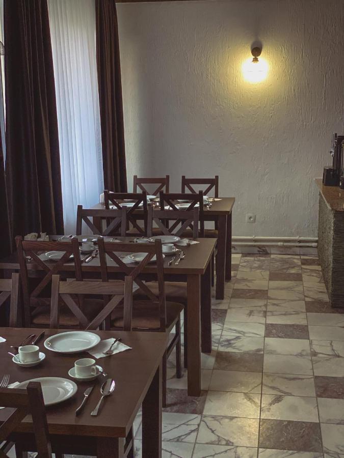 הרבוצ'יסה Hotel Petra מראה חיצוני תמונה