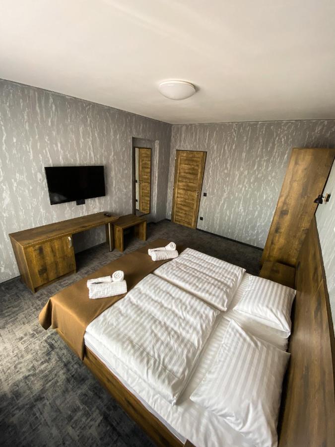הרבוצ'יסה Hotel Petra מראה חיצוני תמונה