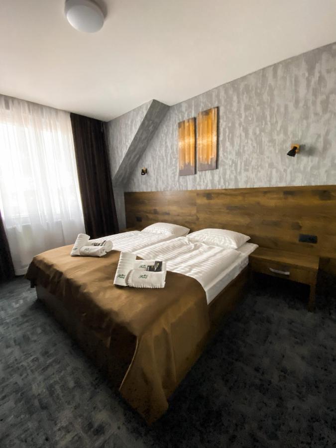 הרבוצ'יסה Hotel Petra מראה חיצוני תמונה